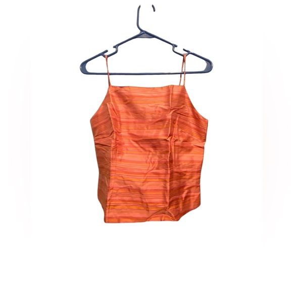 ann taylor tank top
size-sp - Picture 1 of 3